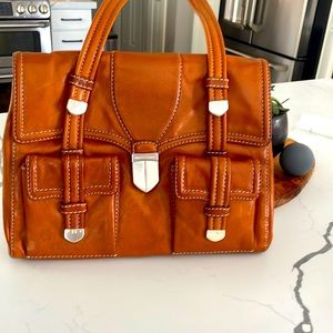 Great bag for a small laptop or purse